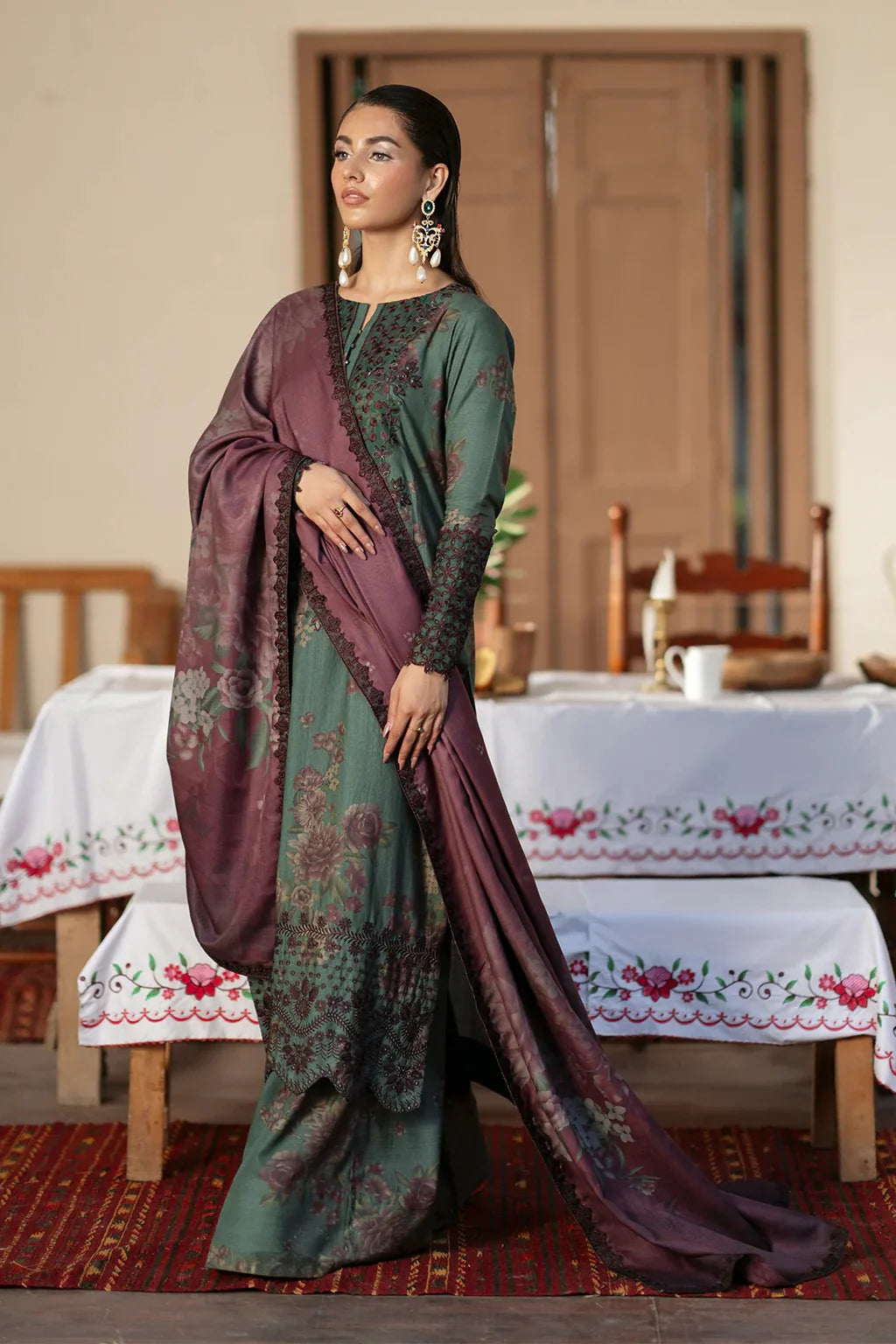 Iznik Pure Lawn Embroidered 3 Piece Unstitched 601