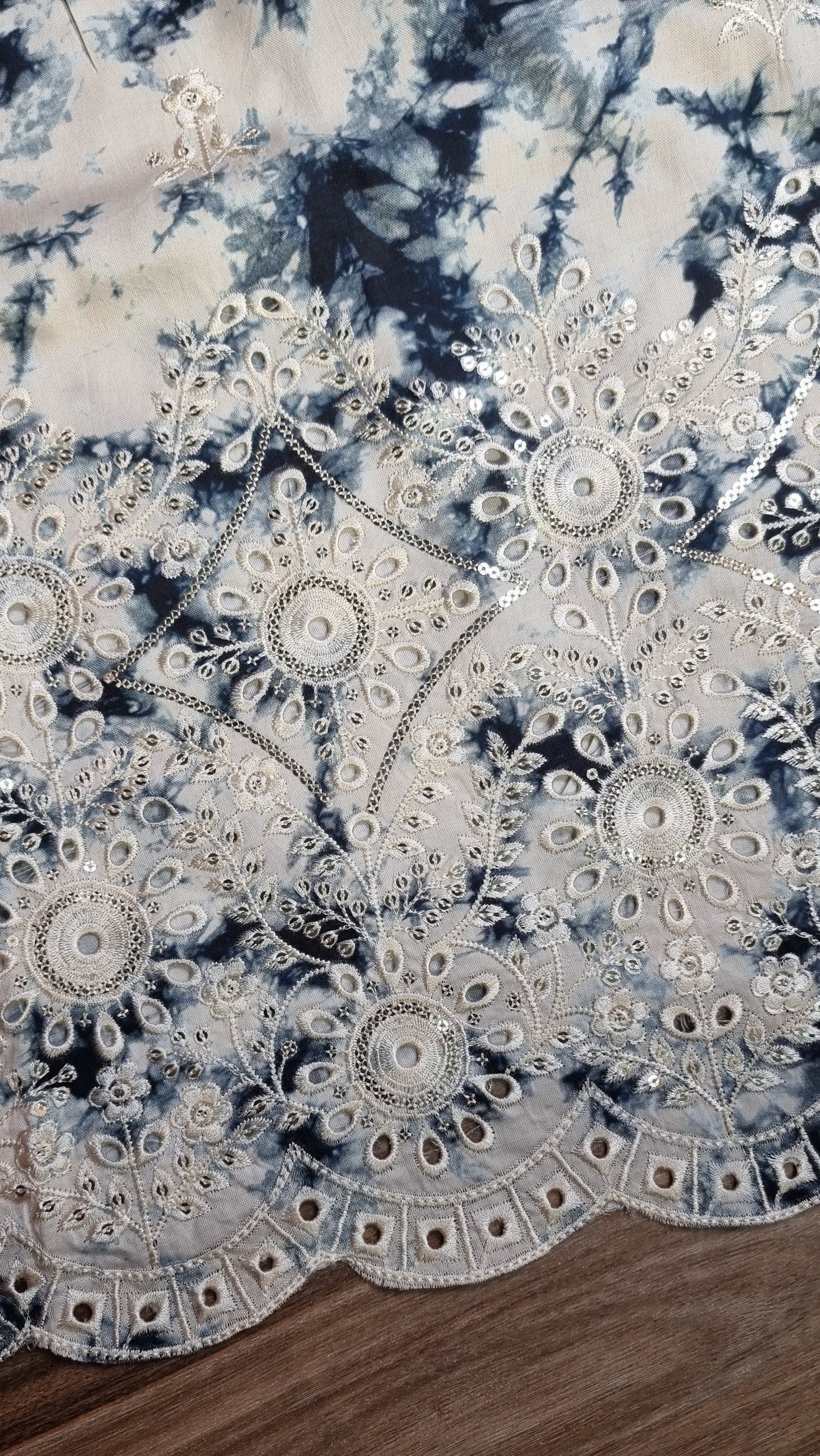Iznik Linen Embroidered 3 Piece Unstitched 603