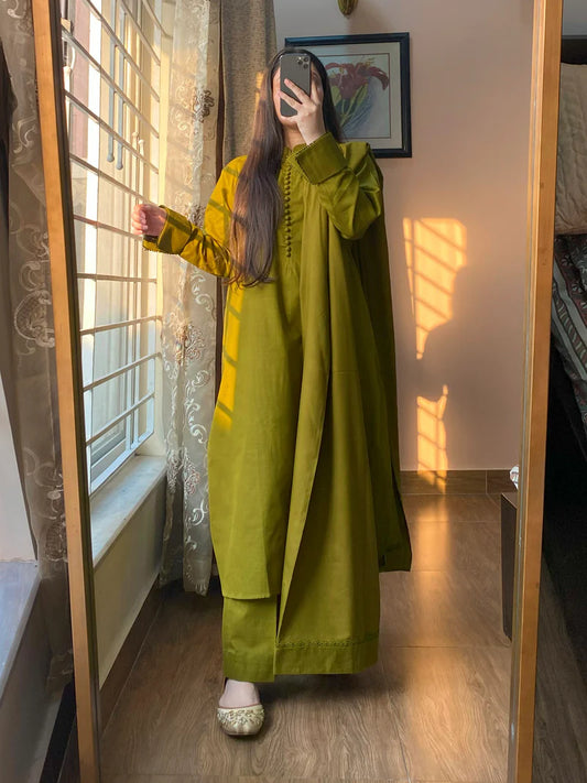 3 Piece-Plain Khaddar Stitch Dress-220