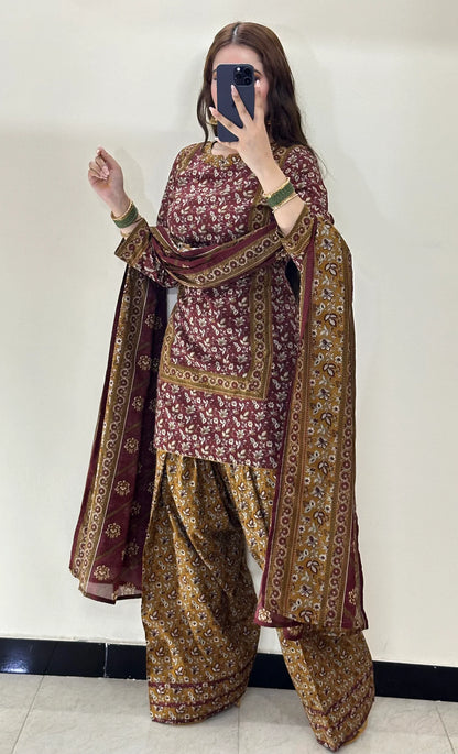 3 Piece Lawn Printed Stitched Dress - 019