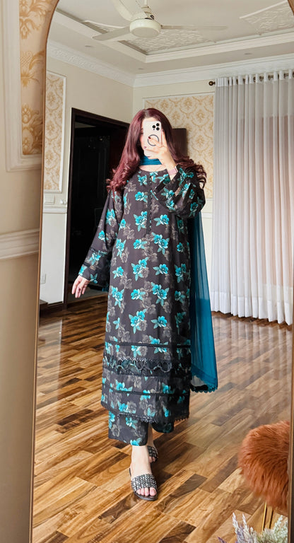 3 Piece -Winter Slub Lenan Stitched-057