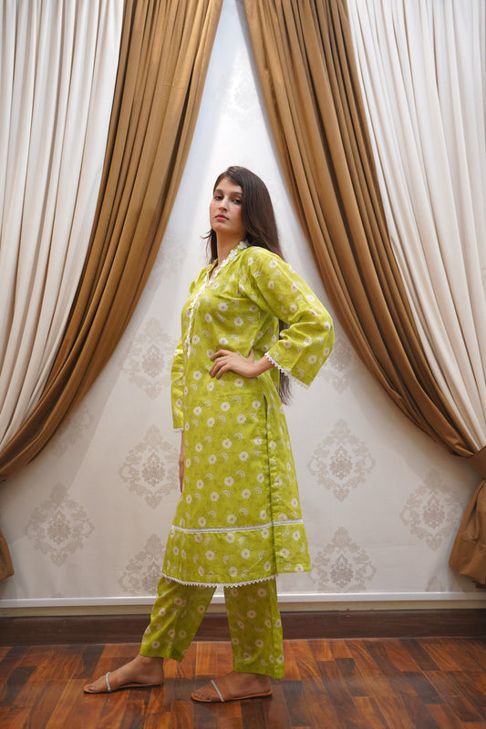 2 Piece Premium Pure Lawn Stitched Suit