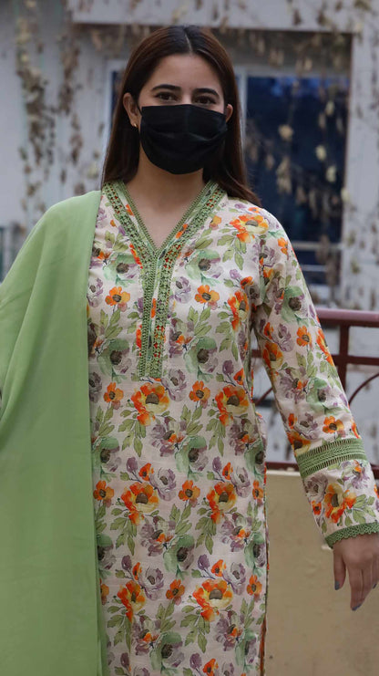 3 Piece - Bana Dora Lawn Stitched Dress- 081