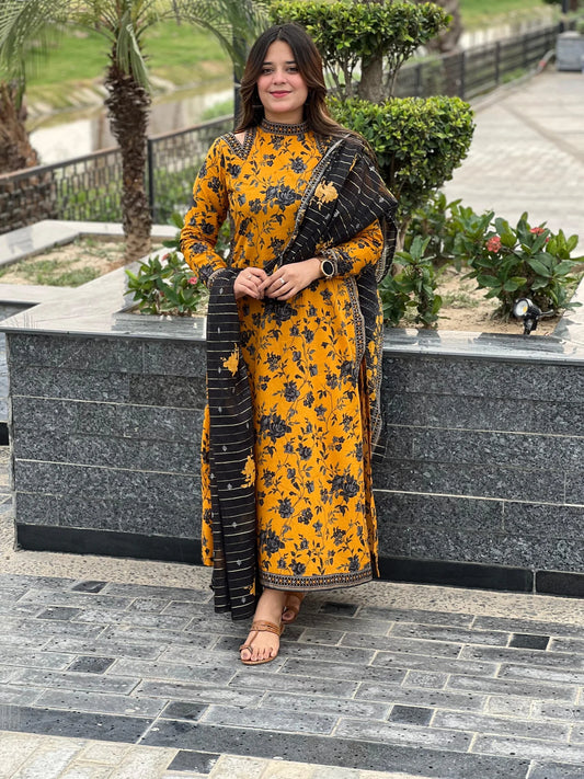 3 Piece Pure Lawn Stitched Suit –25