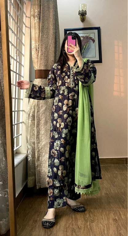 3 Piece -Doriya Lenan Stitched Dress -054