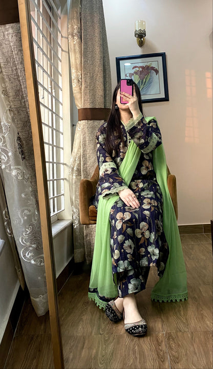 3 Piece - Bana Dora Premium Lawn Stitched Dress - 054