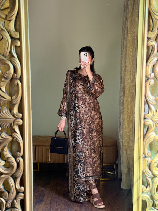 3-Piece Premium Lawn Stitched Dress -256