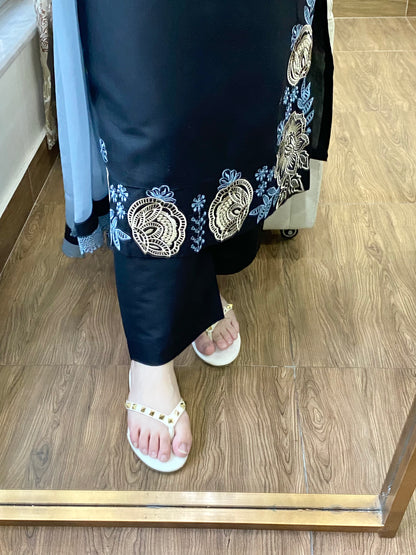 3 Piece Embroidered Lawn Stitched Dress - 119-BLACK