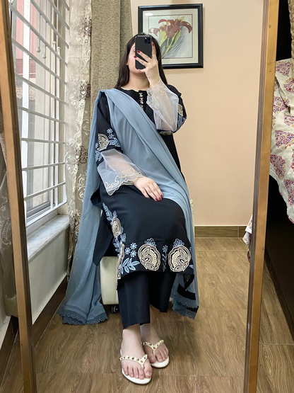 3 Piece Embroidered Lawn Stitched Dress - 119-BLACK