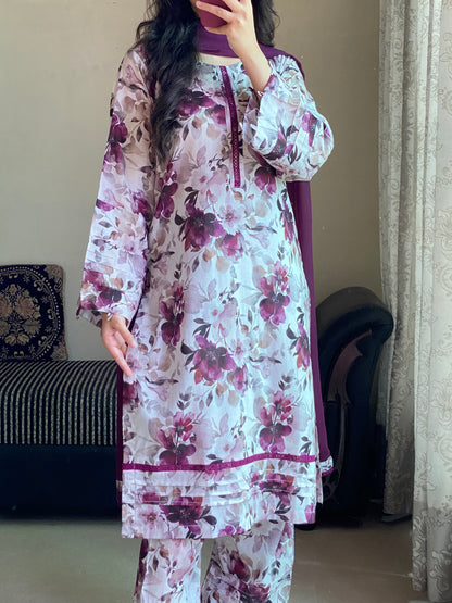 3 Piece - Lawn Printed Stitched Dress - 1002