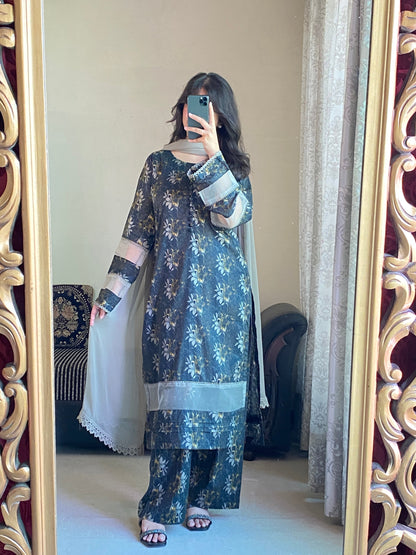 3 Piece - Lawn Printed Stitched Dress - 1006