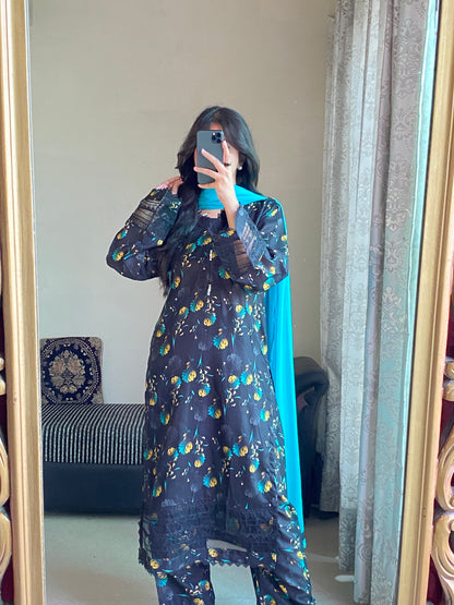 3 Piece - Lawn Printed Stitched Dress - 1001