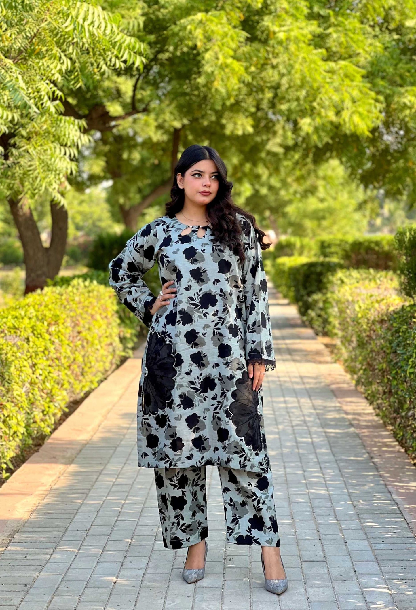 2 PC Khaddar Stitched Suit - 041 Black