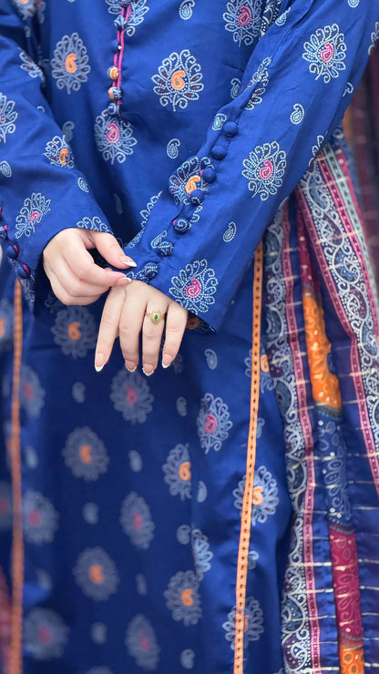 3 Piece - Printed Lawn Stitched Suit-296