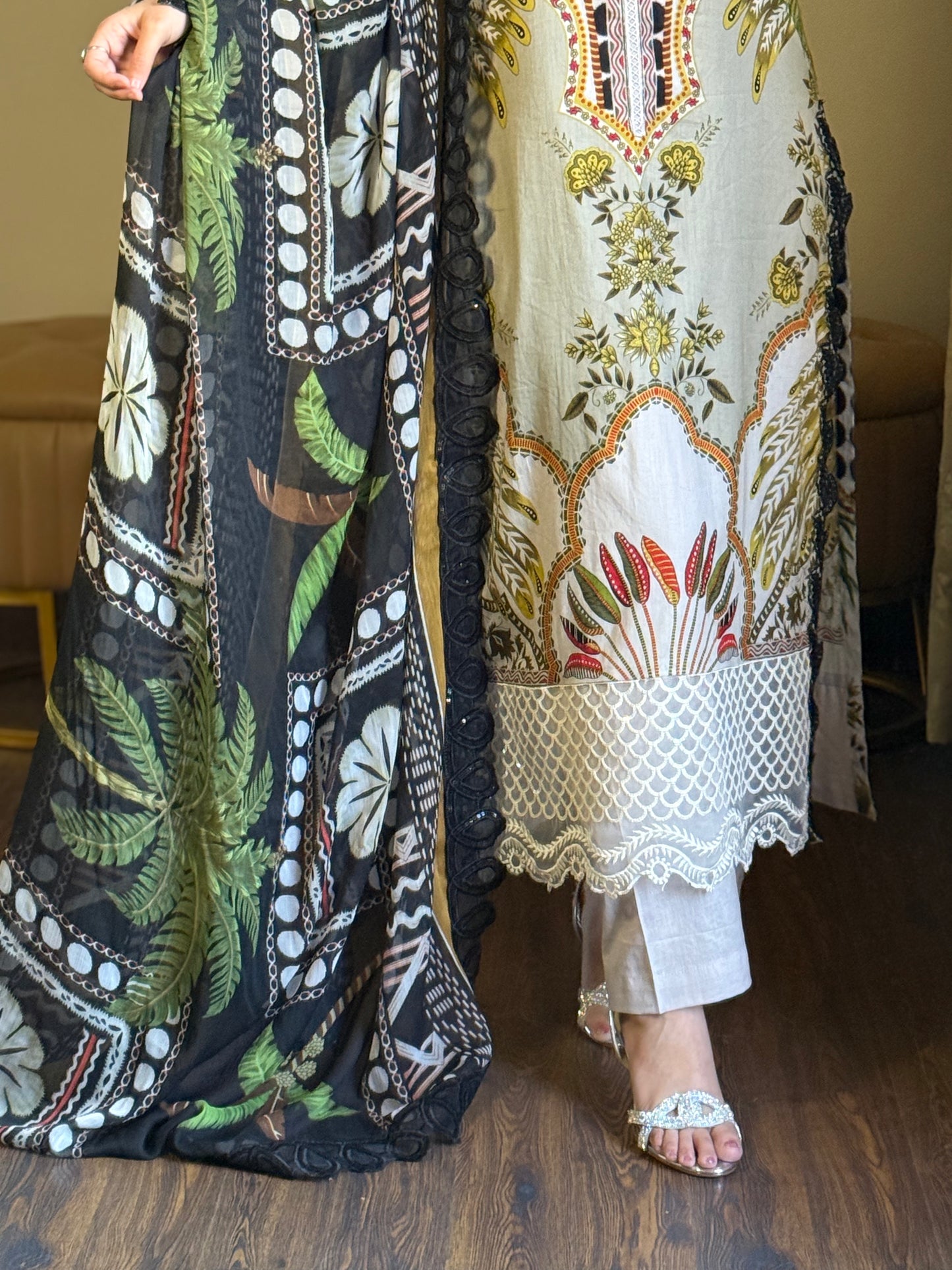 3 Piece - Embroidered Pure Lawn Suit-271