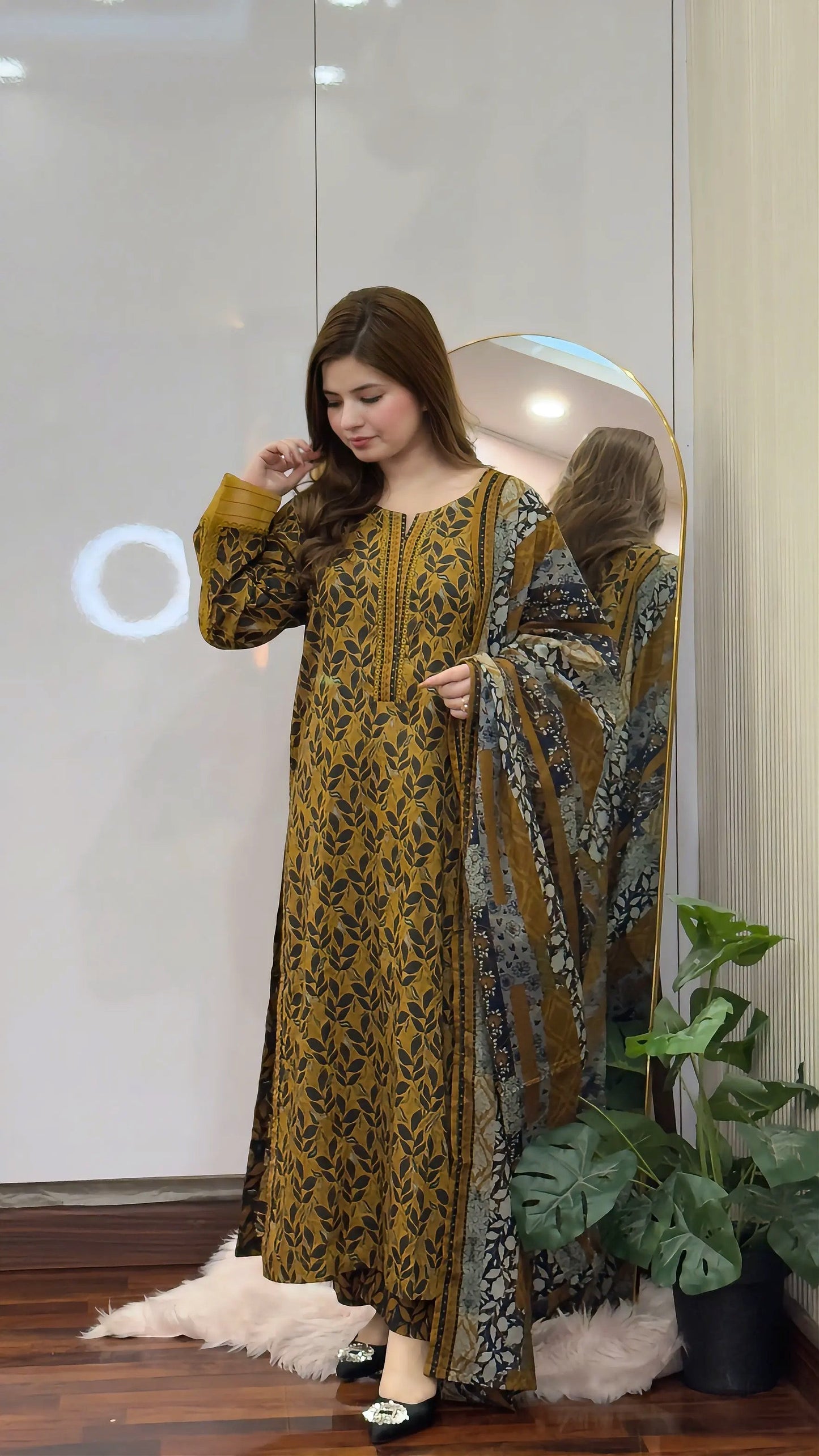 3 Piece - Printed Lawn Stitched Suit-274