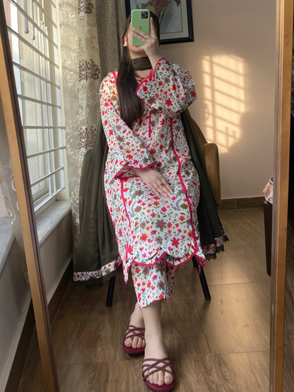 3 Piece - Pure Lawn Stitched Suit - 072