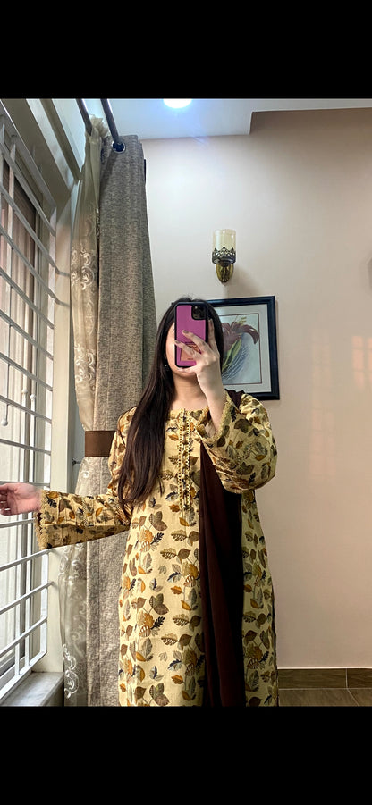 3 Piece - Plain Khaddar Stitched Dress - 052