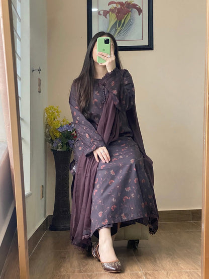 3 Piece- Lawn Stitched Suit - 11