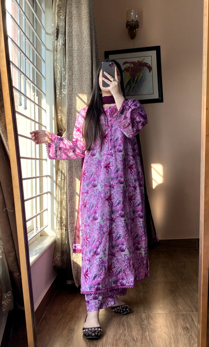 3 Piece -Bana Dora Lawn Stitched Dress - 082