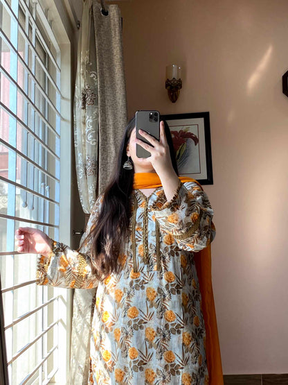 3 Piece - Lawn Printed Stitched Dress - 085