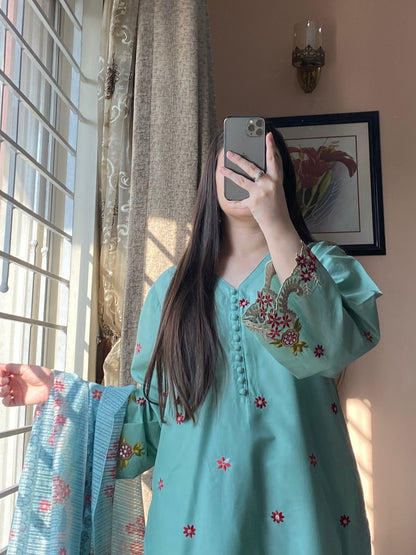 3 Piece Embroidered Lawn Stitched Dress - 115